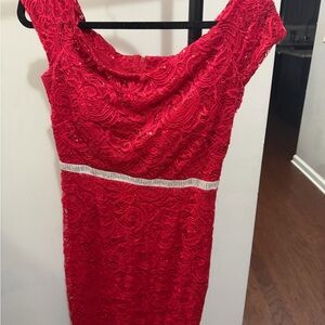 Elegant Red Lace Midi Dress